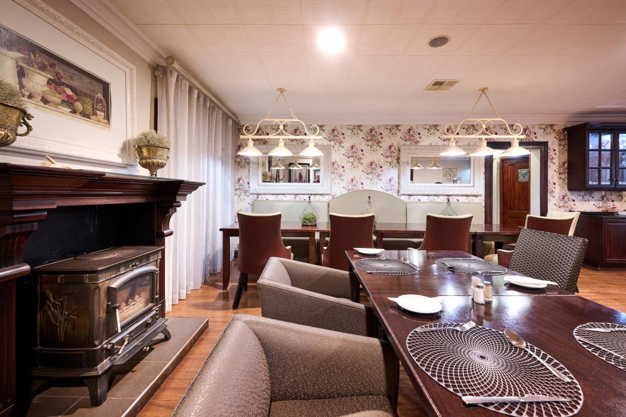 Postmasburg D Olive Rose Boutique Hotel Esterno foto