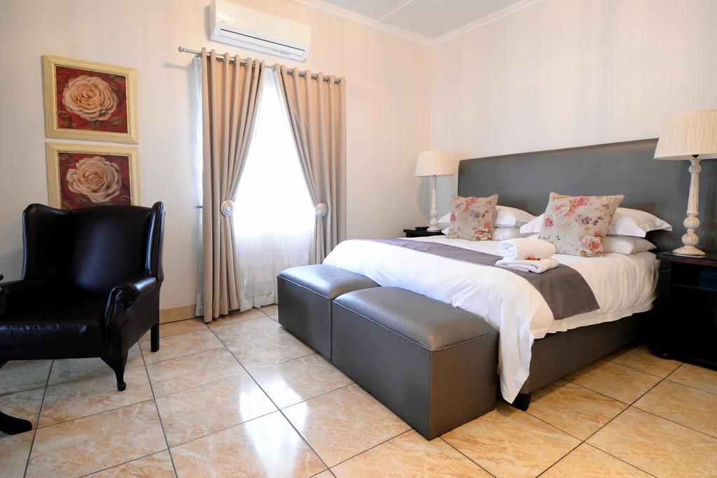 Postmasburg D Olive Rose Boutique Hotel Esterno foto